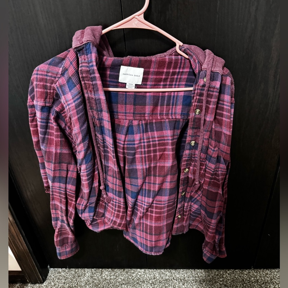 American Eagle Maroon and Navy Plaid Shirt